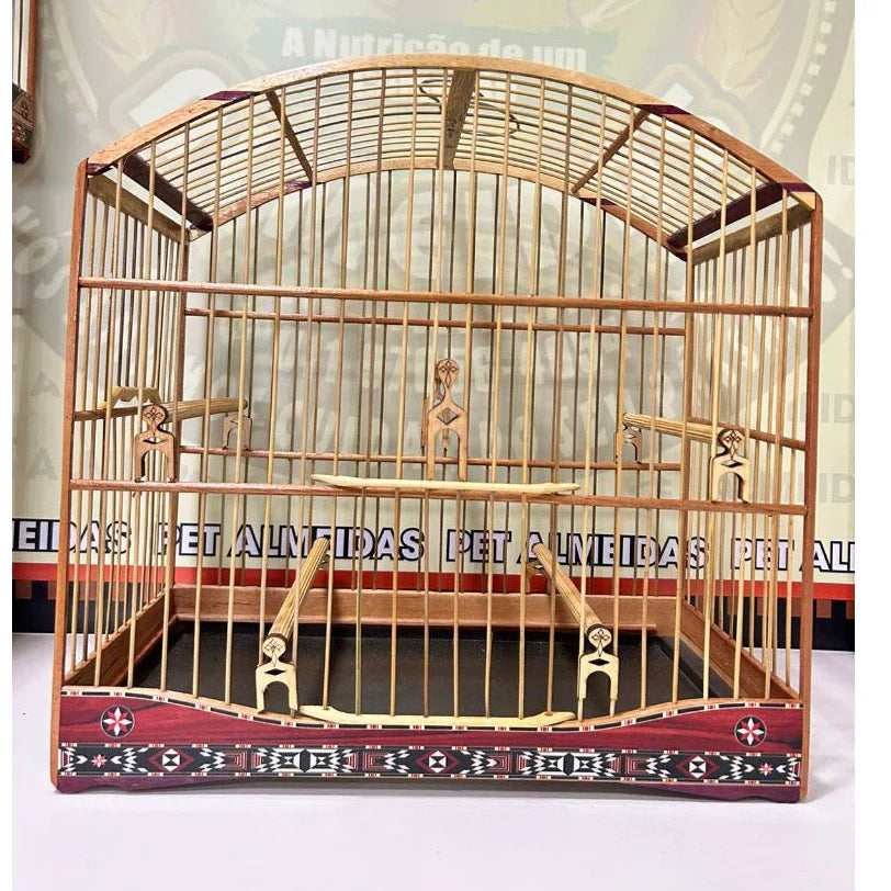 GAIOLA DE PASSEIO PARA TRINCA FERRO, COM MARCHETARIA EM FITA LARGA