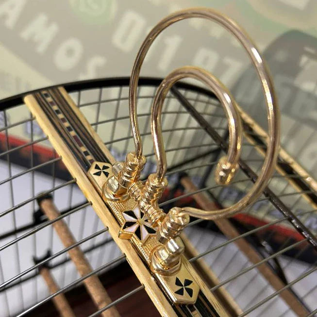 GANCHO DOURADO DE GAIOLA TAMANHO MÉDIO COM RESINA